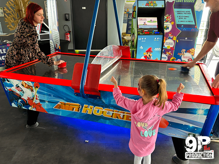 Location Table air hockey