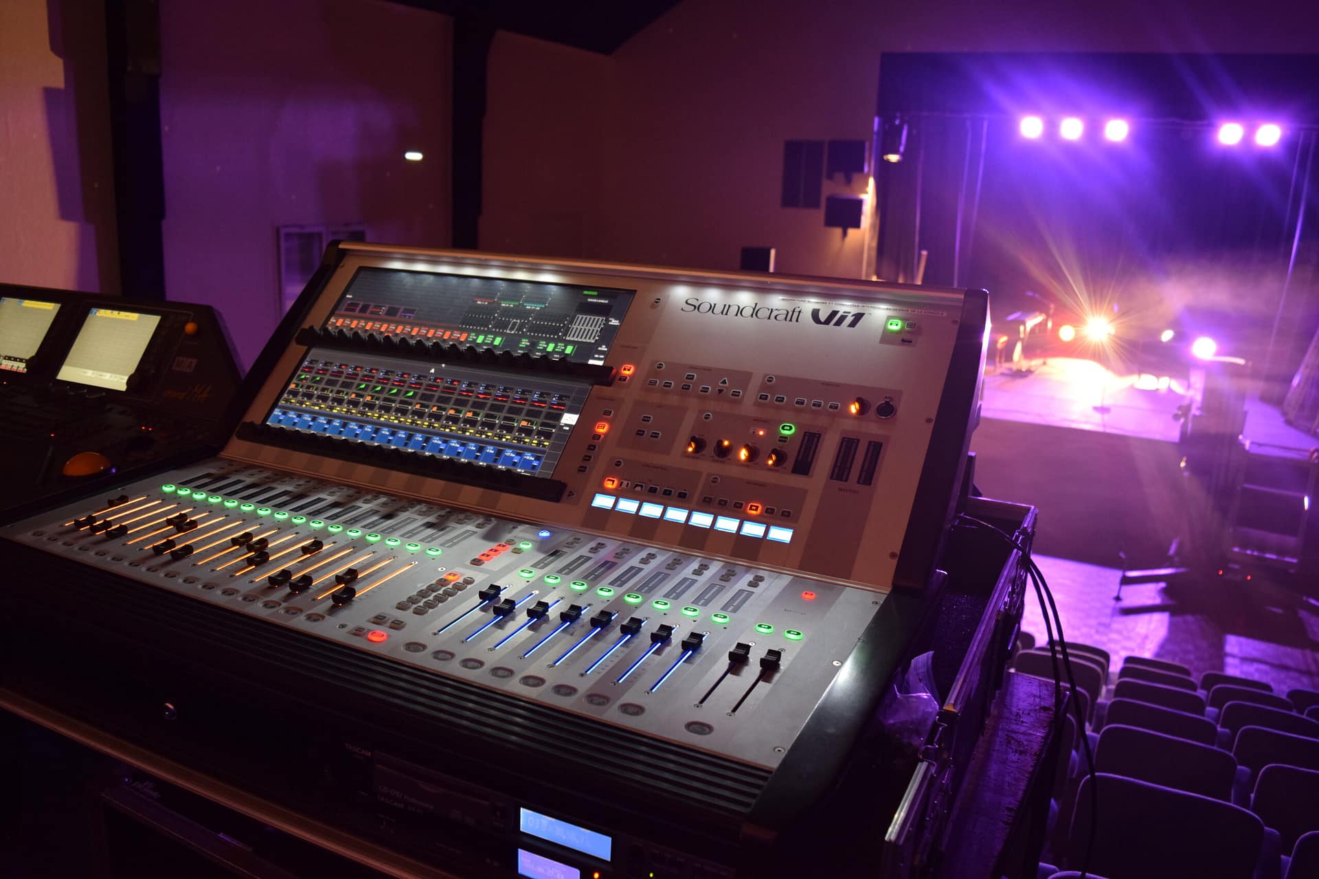 prestation technique, eclairage, sonorisation, regie, regisseur technique, amiens, spectacle