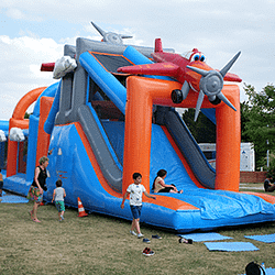 parcours gonflable jeux gonflables à amiens